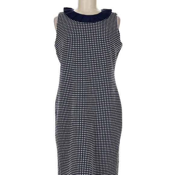 Elegant Checkered Dress perfect work dress - Picture 1 of 5